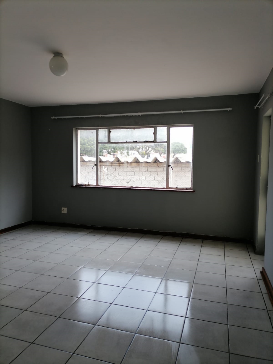 To Let 2 Bedroom Property for Rent in Sydenham Eastern Cape